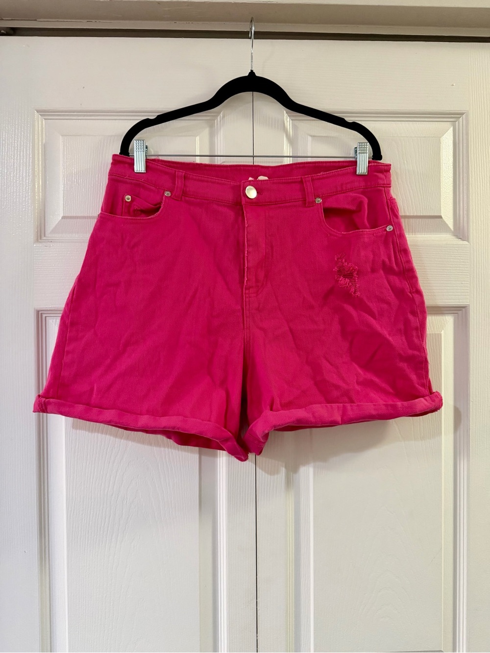 Eloquii Hot Pink High-Rise Rolled-Hem Jean Shorts